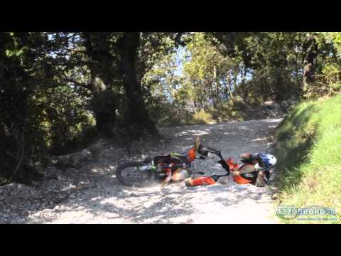 Guarda 2014 10 mirco crash su Youtube