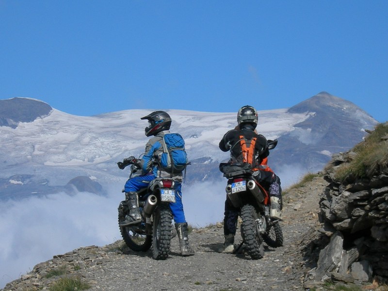 Sestriere - In moto oltre le nuvole