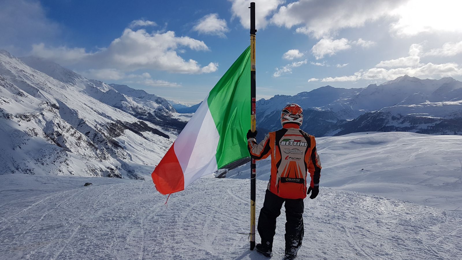 Chiavenna (SO) Motoslitte e cena incontro d'inverno.